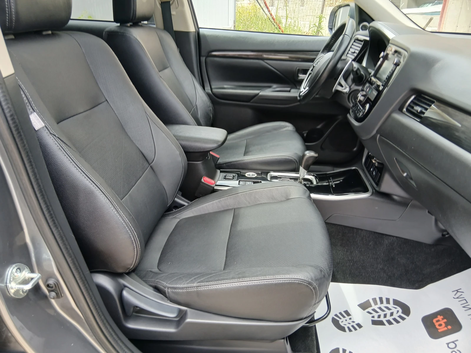Mitsubishi Outlander 2.2DI-D 4WD AVTOMAT/KAMERA/NAVI EURO 6, снимка 11 - Автомобили и джипове - 54694589
