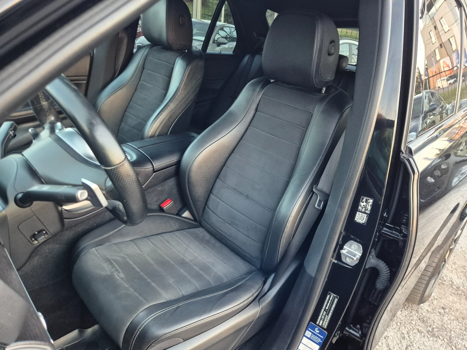 Mercedes-Benz GLE 400 CDI* AMG* 4M* 360* AMBIENTE LIGHT, снимка 9 - Автомобили и джипове - 55286660
