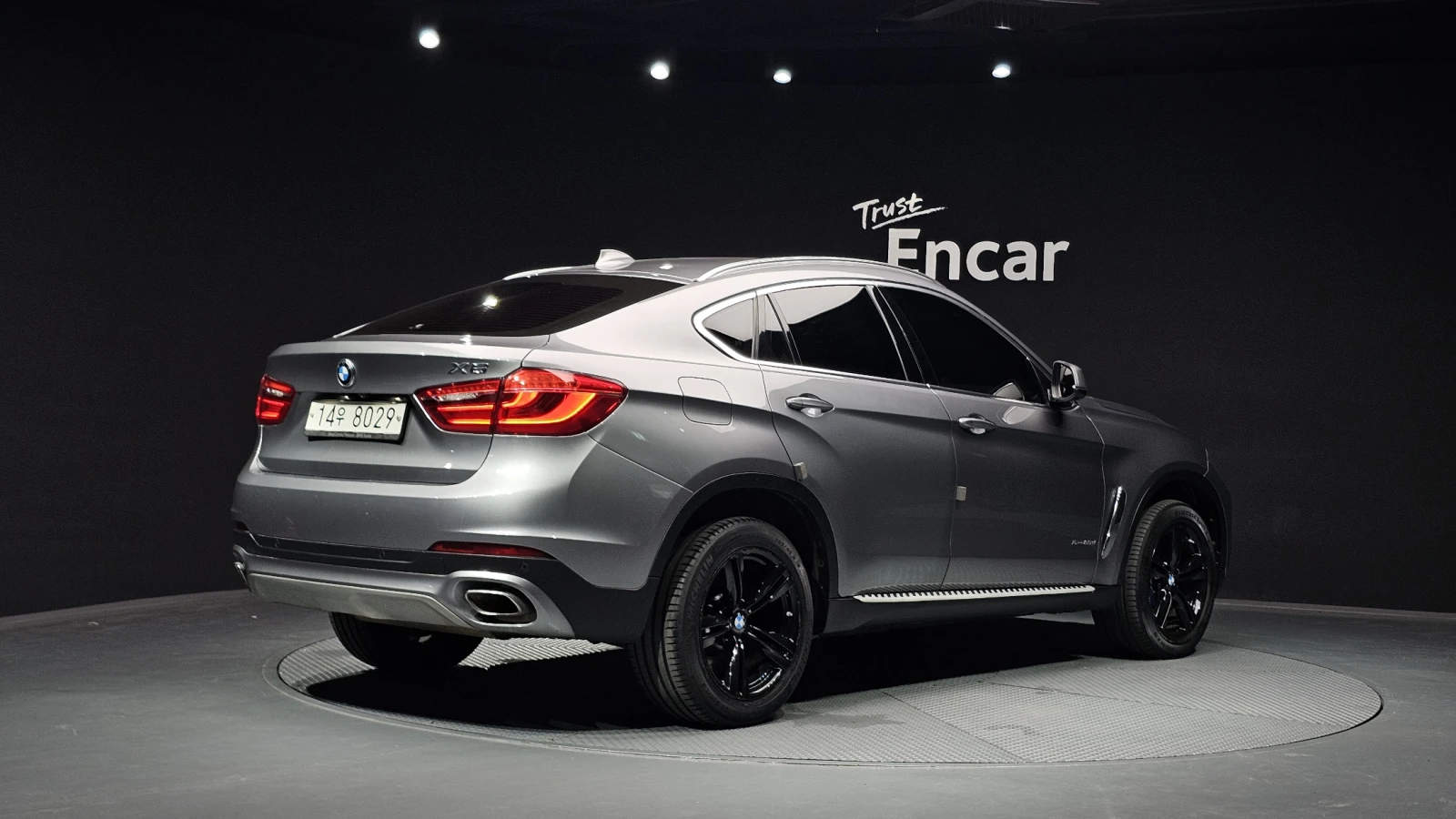 BMW X6 xDrive30d* ЕЛ. БАГАЖНИК* HUD* ЛЮК* КРАЙНА ЦЕНА, снимка 2 - Автомобили и джипове - 55367129