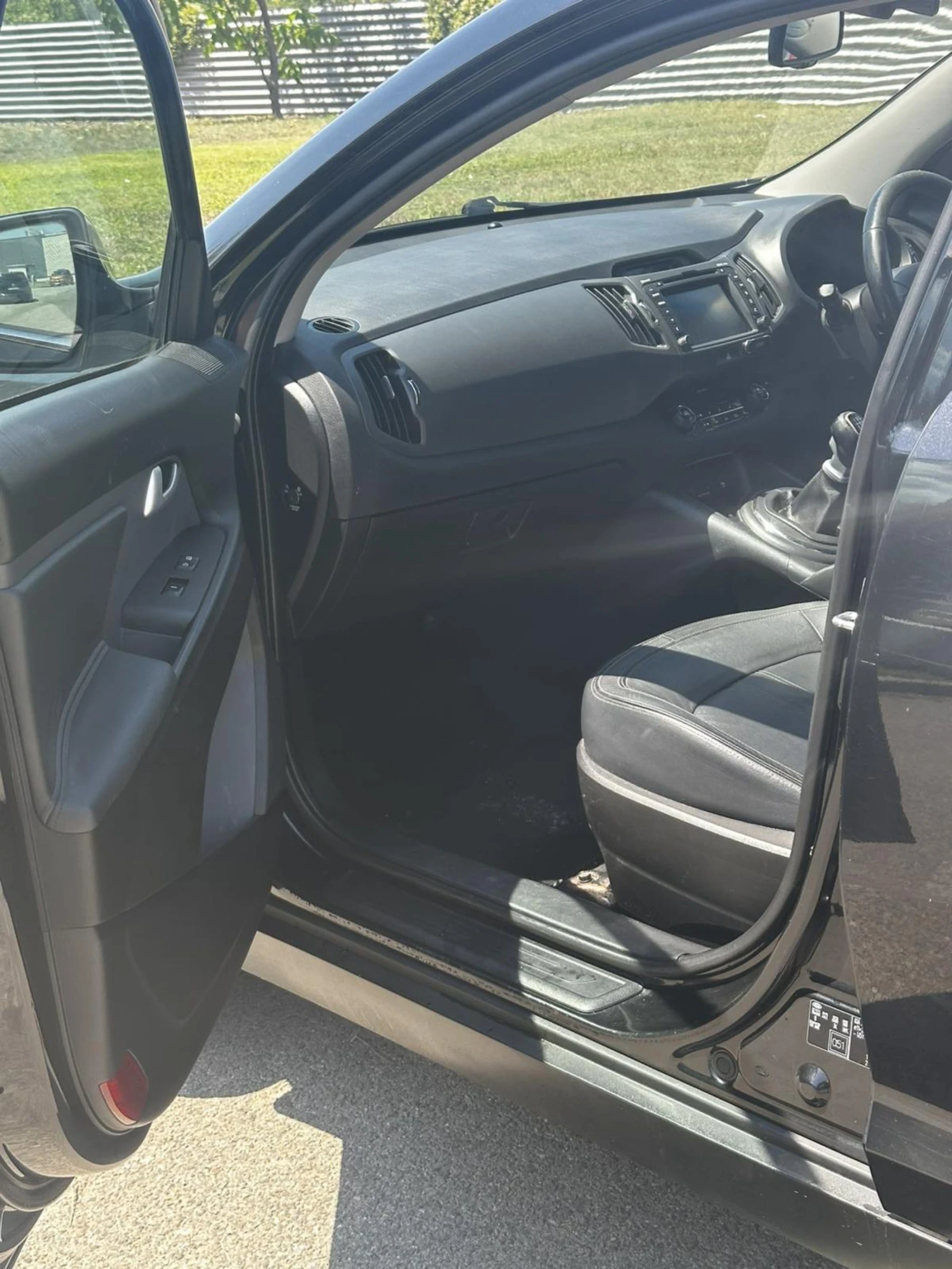 Kia Sportage 2.0 Crdi 4x4, снимка 11 - Автомобили и джипове - 55565786