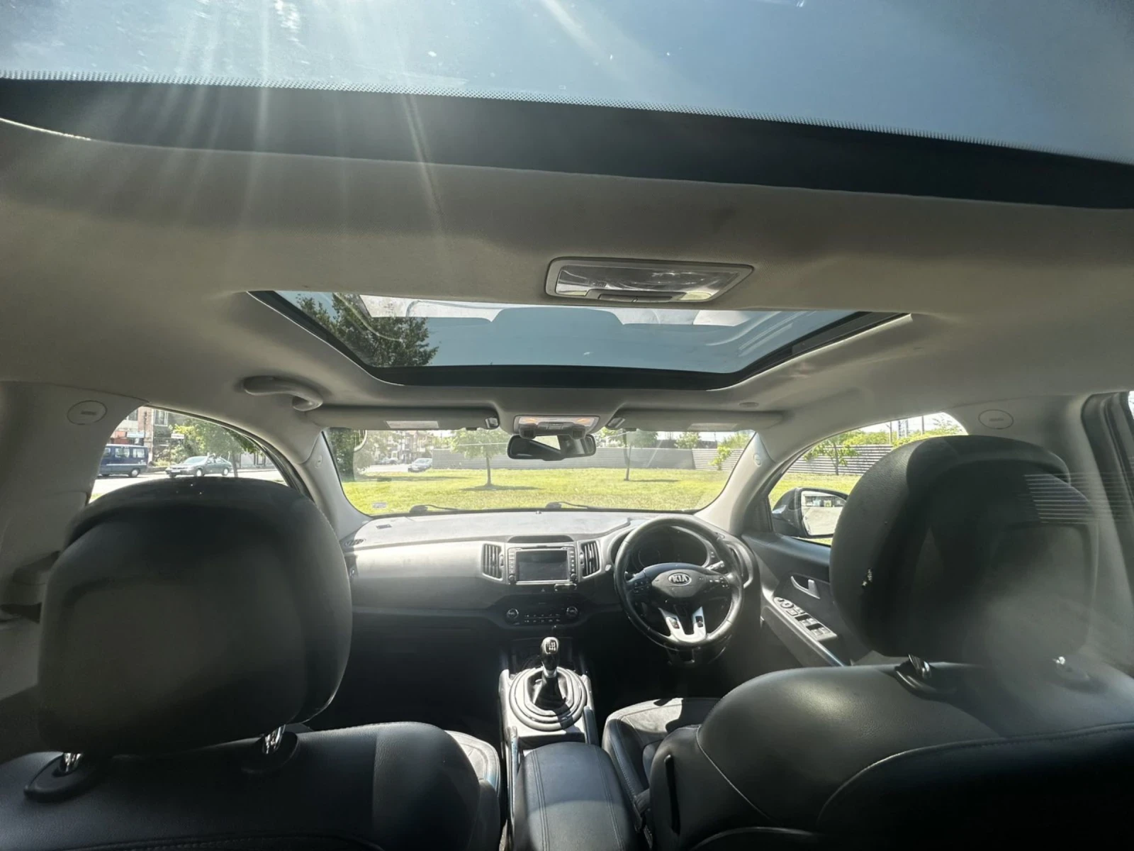 Kia Sportage 2.0 Crdi 4x4, снимка 13 - Автомобили и джипове - 55565786