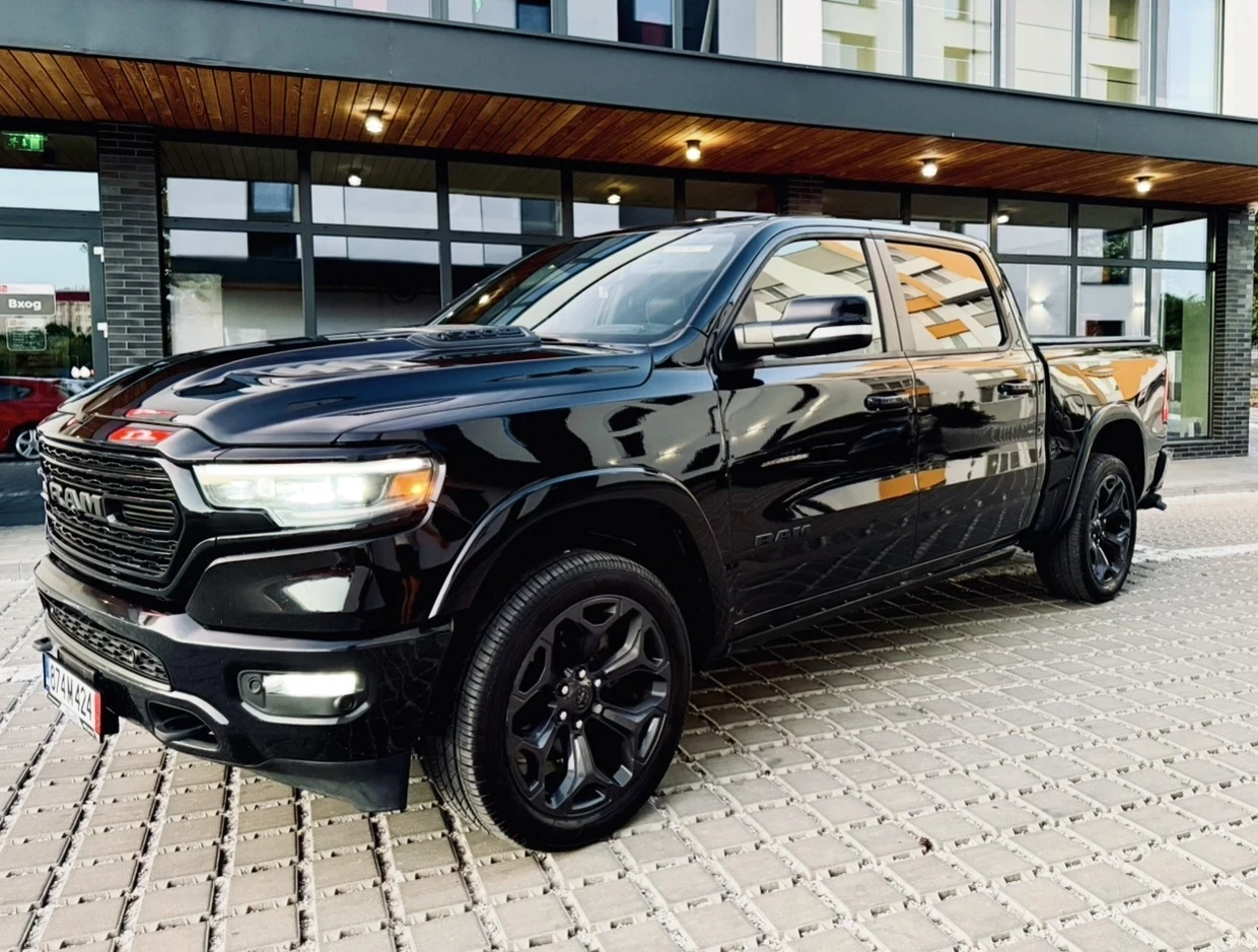 Dodge RAM 1500  LIMITED NIGHT EDITION 5.7 HEMI eTORQUE, снимка 2 - Автомобили и джипове - 55964179