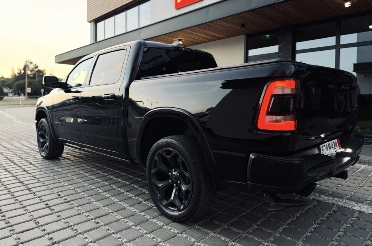 Dodge RAM 1500  LIMITED NIGHT EDITION 5.7 HEMI eTORQUE, снимка 5 - Автомобили и джипове - 55964179