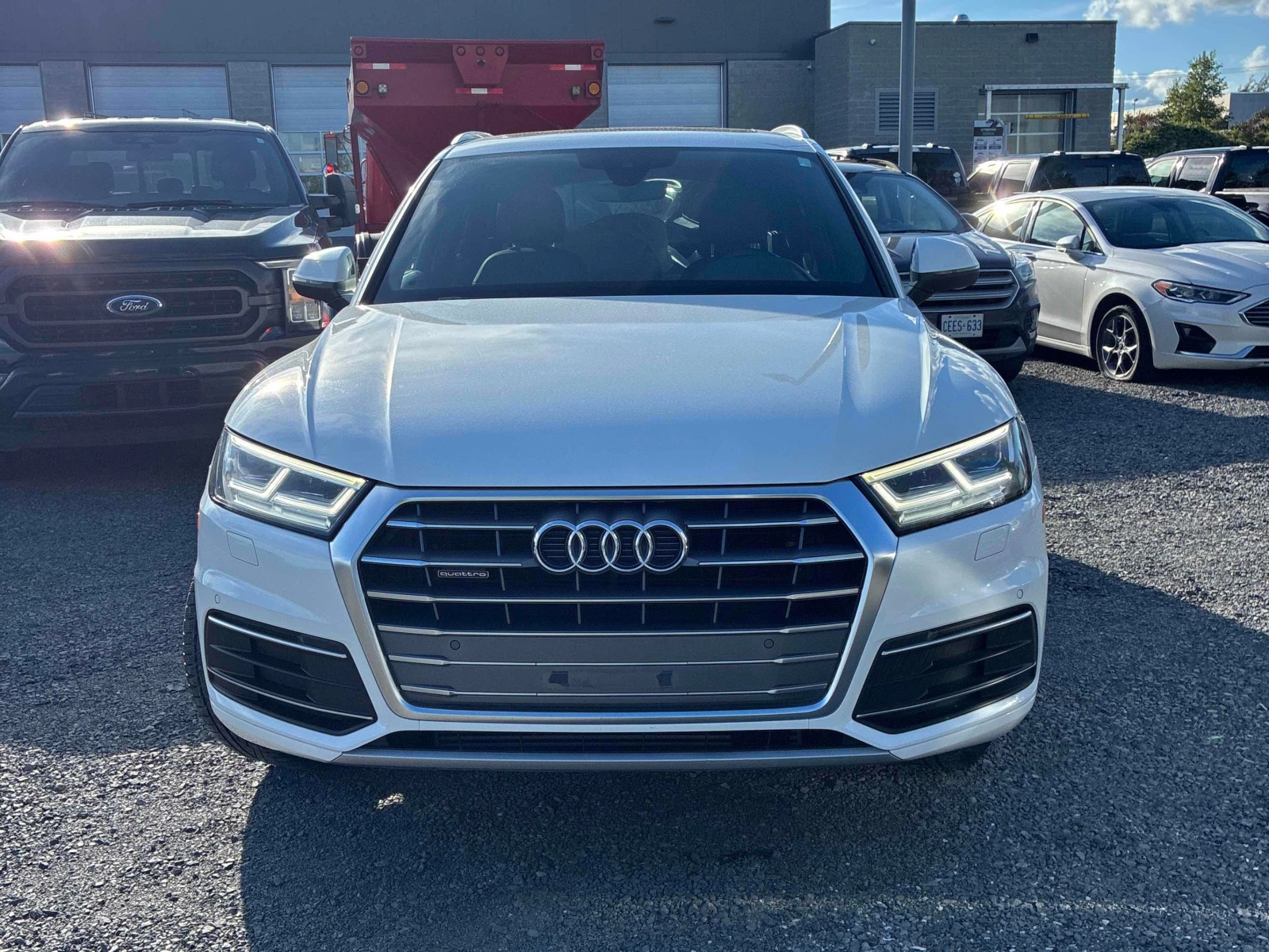 Audi Q5 * Progressiv * CARFAX * БЕЗ ПЪРВОНАЧАЛНА ВНОСКА, снимка 6 - Автомобили и джипове - 56116084