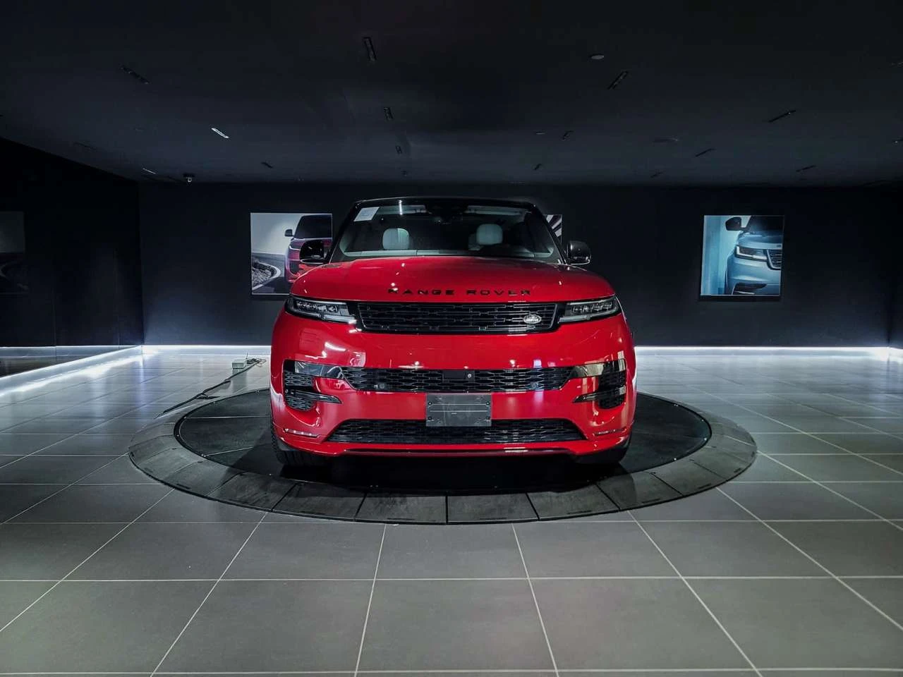 Land Rover Range Rover Sport, снимка 2 - Автомобили и джипове - 56704581
