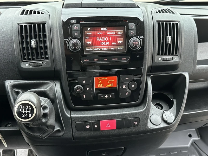 Fiat Ducato 2.3M-Jet* ХЛАДИЛЕН* КЛИМАТРОНИК, снимка 11 - Бусове и автобуси - 52094755