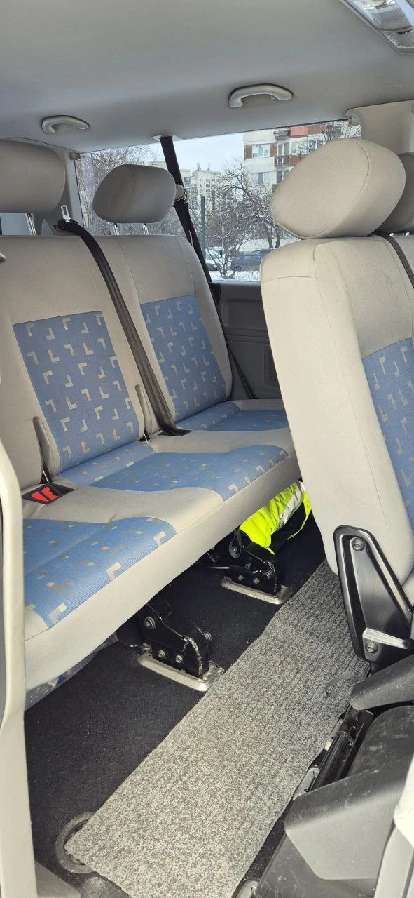 VW Caravelle 2.5, снимка 8 - Бусове и автобуси - 53380476