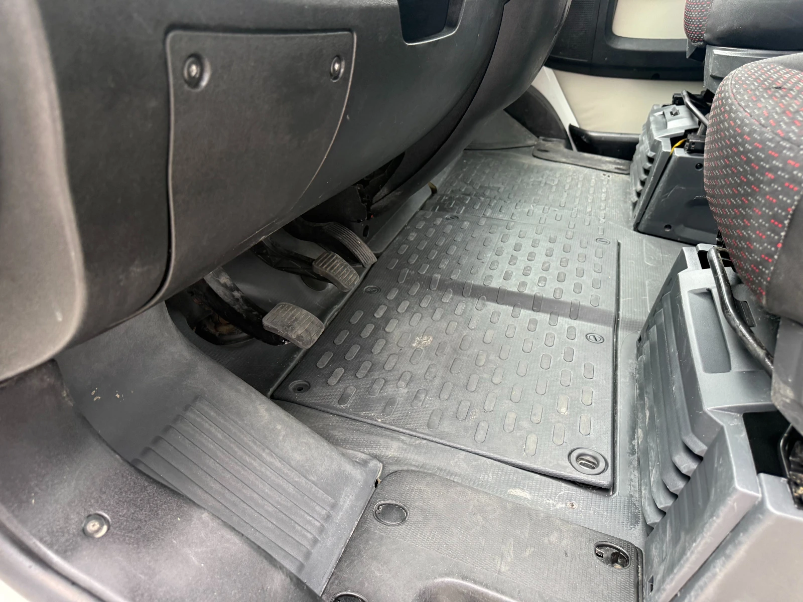 Peugeot Boxer 2.2HDI Климатик 2.80м. Euro 5 , снимка 17 - Бусове и автобуси - 54868874