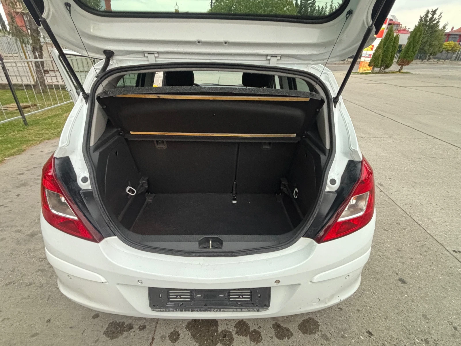 Opel Midi Corsa 1.3 d, снимка 8 - Бусове и автобуси - 56217219