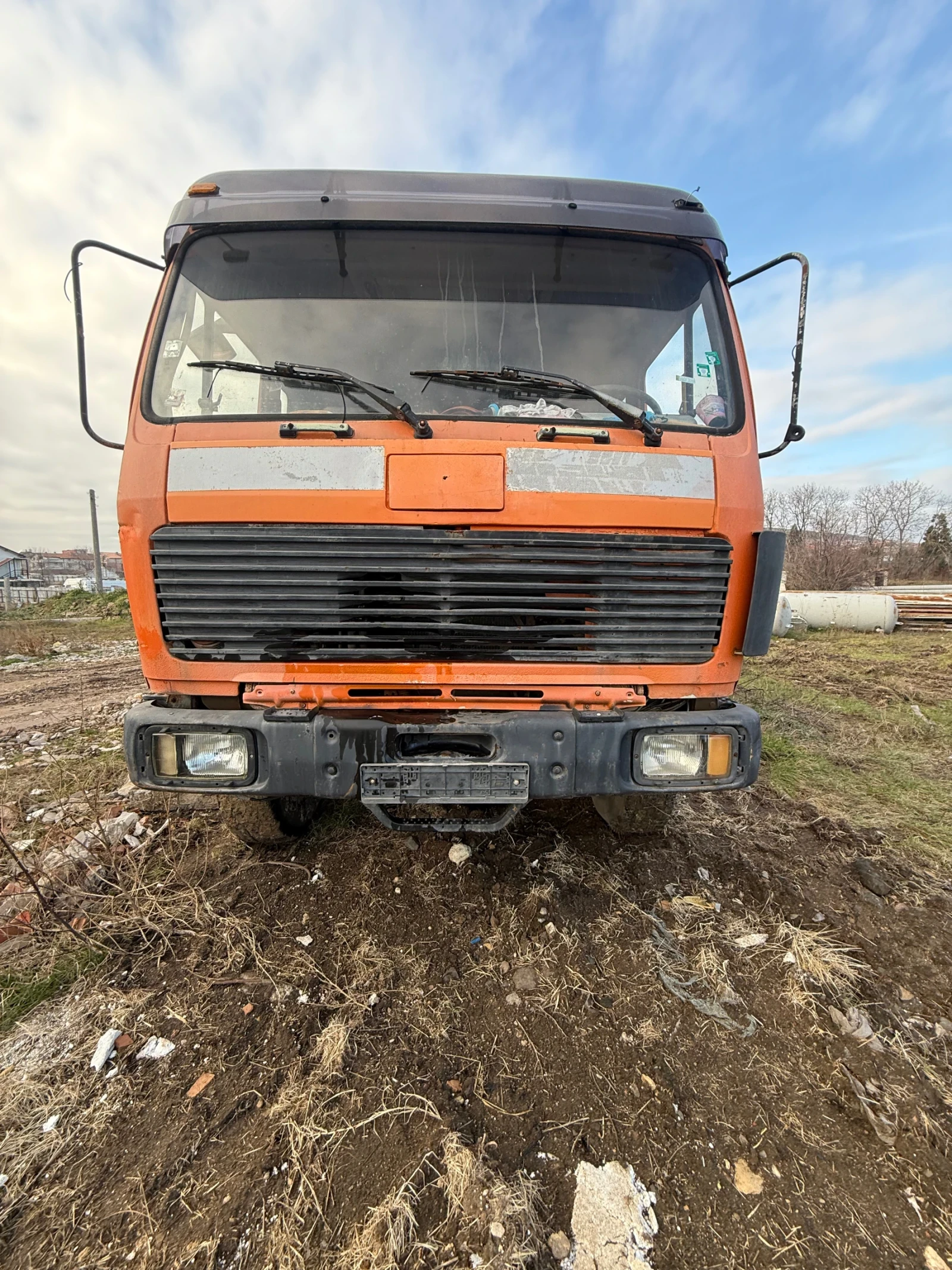 Mercedes-Benz 2222 4х2 на части или цял , снимка 1