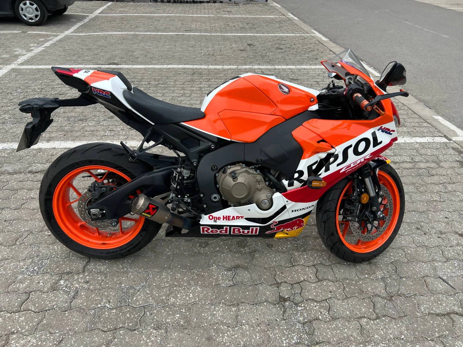 Honda Cbr 1000 RR, снимка 4 - Мотоциклети и мототехника - 53946892