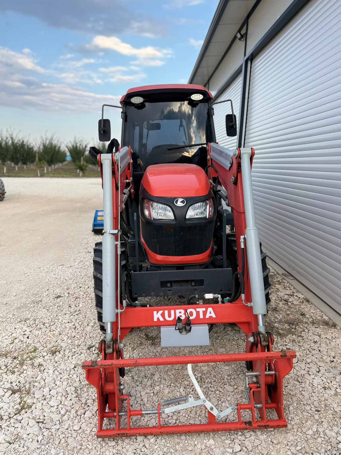 Трактор Kubota М5091