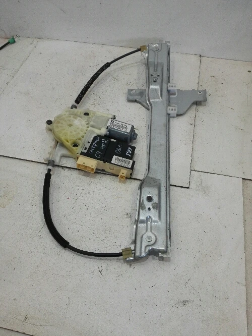 Ел.машинка стъкло предна дясна Ситроен Ц4,стъклоповдигач