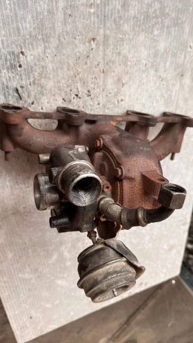   /   VW Golf 4 - GT17490 / DL8000 11 / 038253019C | Mobile.bg    2