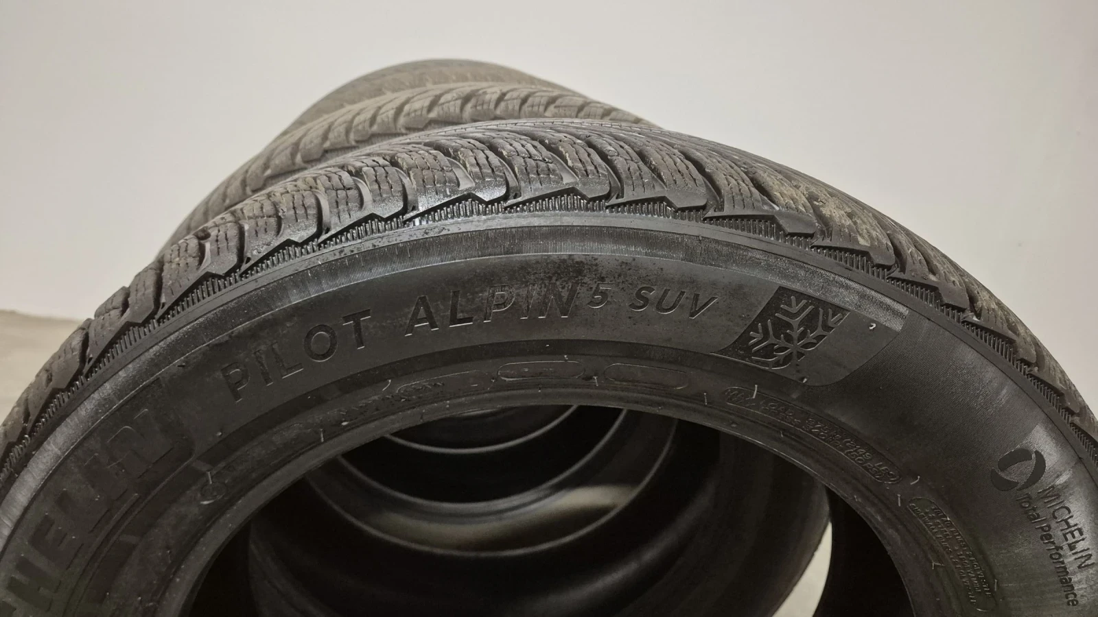 ���� 235/60R18 | Mobile.bg � ����������� 4