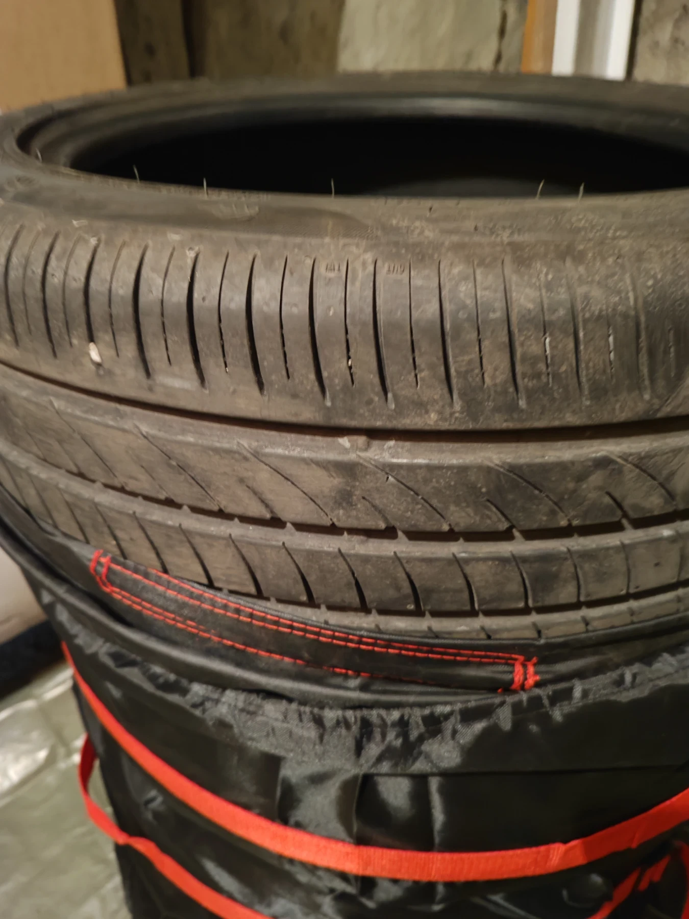 Гуми Летни 205/50R17, снимка 4 - Гуми и джанти - 53773516