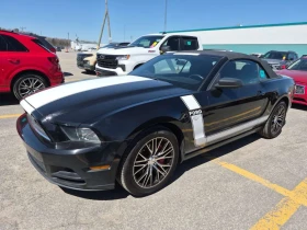 ������ Ford Mustang