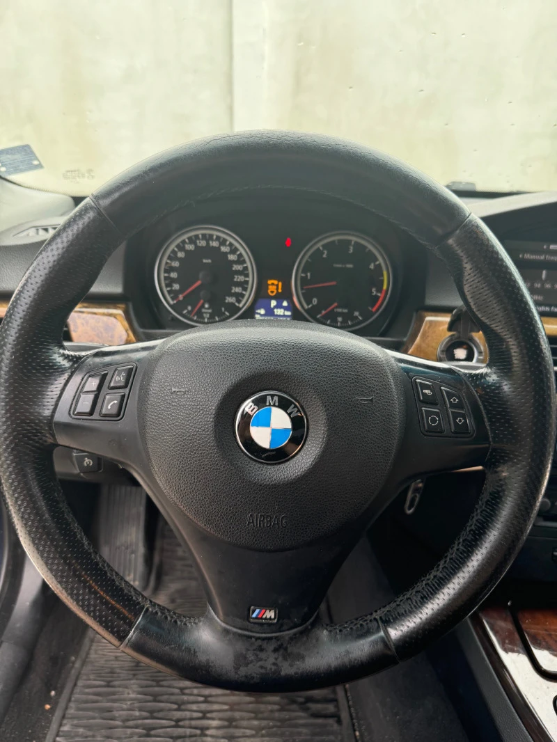 BMW 330 E90, снимка 8 - Автомобили и джипове - 46359723