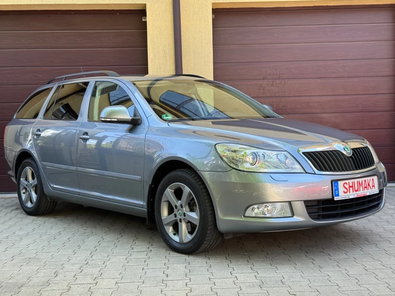 Skoda Octavia 2.0TDI DSG СЕРВИЗНА КНИЖКА С ПЪЛНА ИСТОРИЯ!, снимка 3 - Автомобили и джипове - 51195430