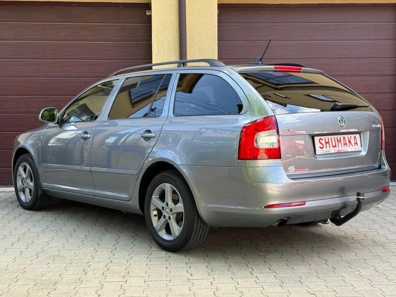 Skoda Octavia 2.0TDI DSG СЕРВИЗНА КНИЖКА С ПЪЛНА ИСТОРИЯ!, снимка 4 - Автомобили и джипове - 51195430