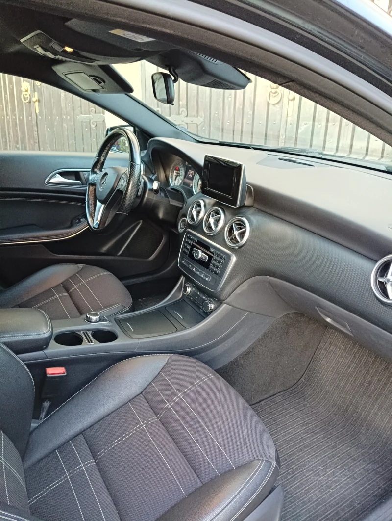 Mercedes-Benz A 220, снимка 10 - Автомобили и джипове - 51957368