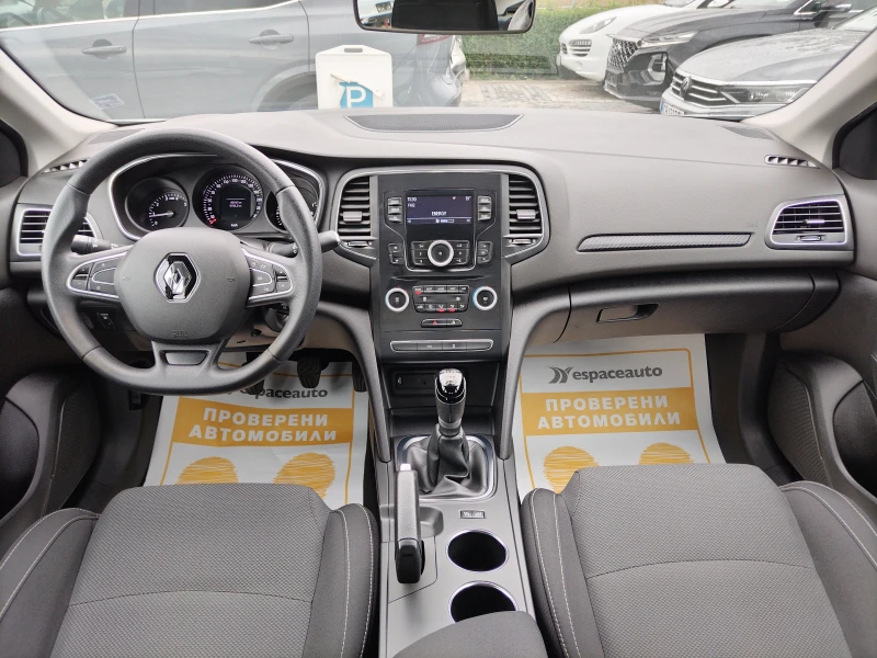 Renault Megane 1.3TCe 140 к.с./Life, снимка 8 - Автомобили и джипове - 51750061