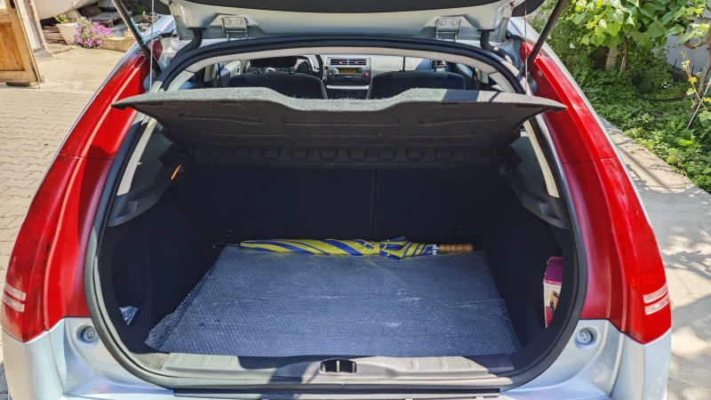 Citroen C4 2.0 HDI , снимка 7 - Автомобили и джипове - 52531552