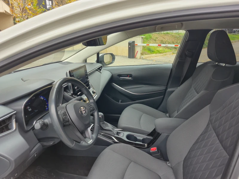 Toyota Corolla, снимка 10 - Автомобили и джипове - 52382794