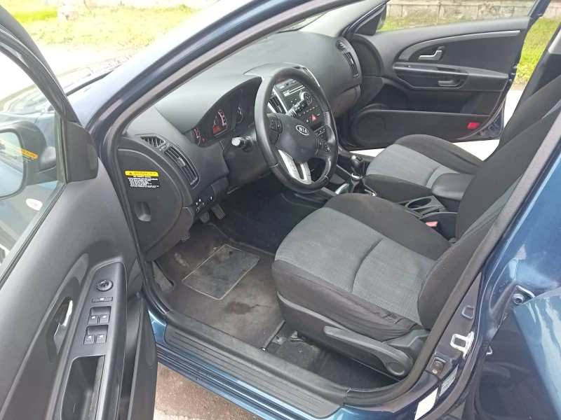 Kia Ceed, снимка 11 - Автомобили и джипове - 52776189