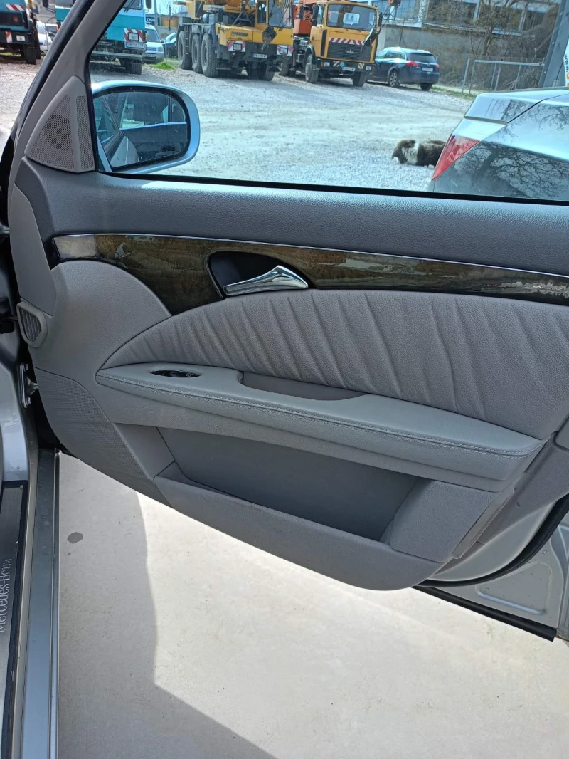 Mercedes-Benz E 200 1.8 компресор с ГАЗ, снимка 10 - Автомобили и джипове - 53303797