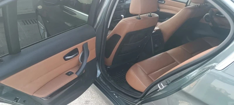 BMW 325 * ДИСТРОНИК* * X-Drive* 218hp* Фейс* , снимка 7 - Автомобили и джипове - 54495488