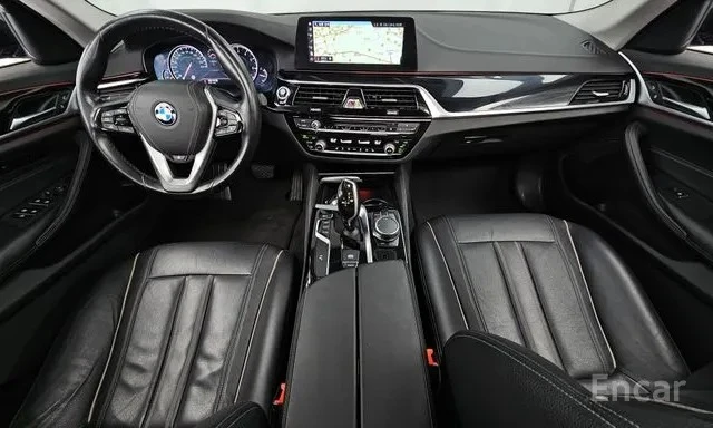 BMW 520 520i Luxury | HUD | Adaptive Cruise | Memory, снимка 6 - Автомобили и джипове - 55563056