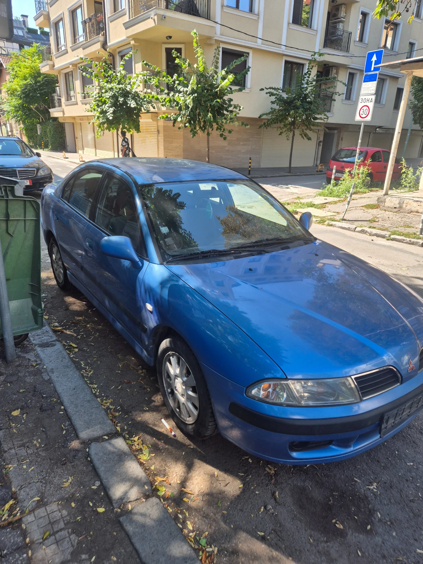 Mitsubishi Carisma 1.8 GDI, снимка 1