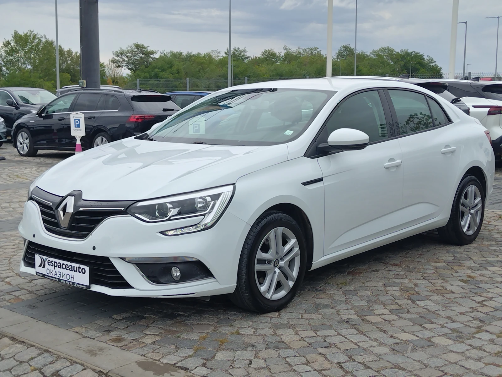 Renault Megane 1.3TCe 140 к.с./Life, снимка 1