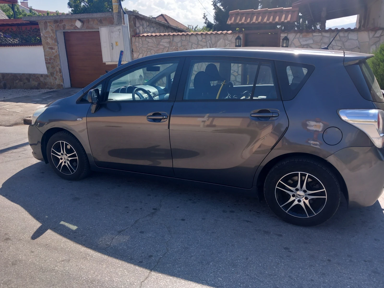 Toyota Verso  - изображение 9