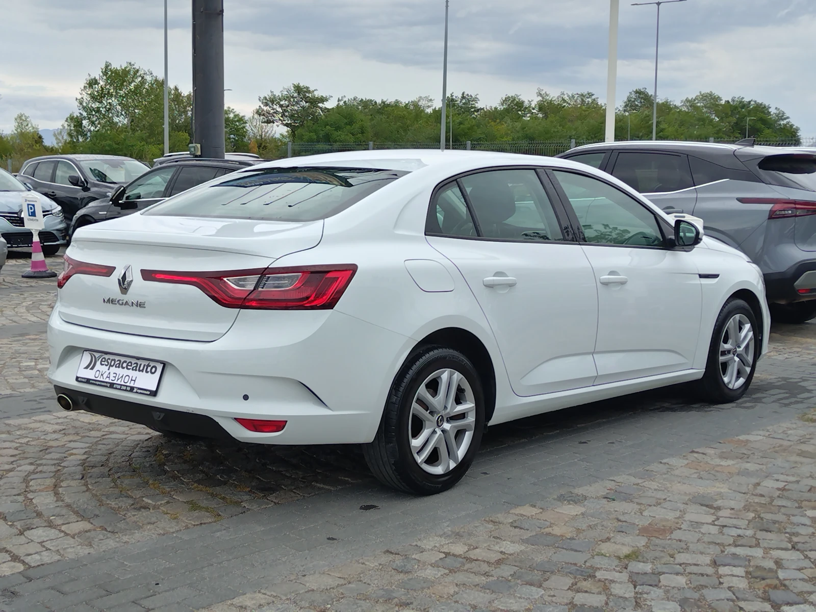 Renault Megane 1.3TCe 140 ../Life | Mobile.bg   5