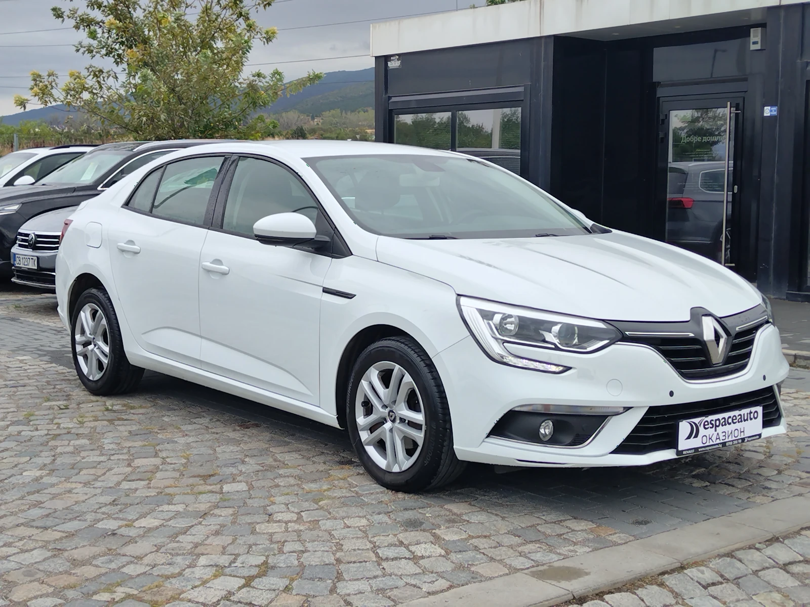 Renault Megane 1.3TCe 140 ../Life | Mobile.bg   3