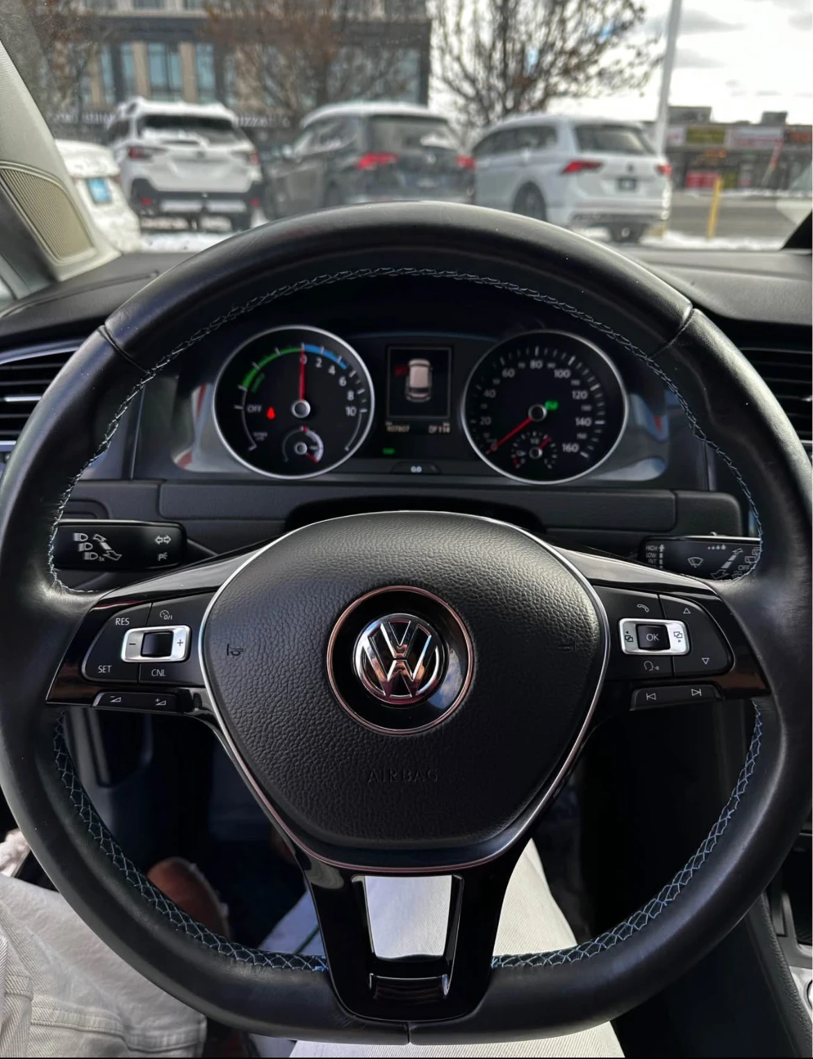 VW Golf E * * ������� * * ���� * * CARFAX * * ���� ������  | Mobile.bg � ����������� 7