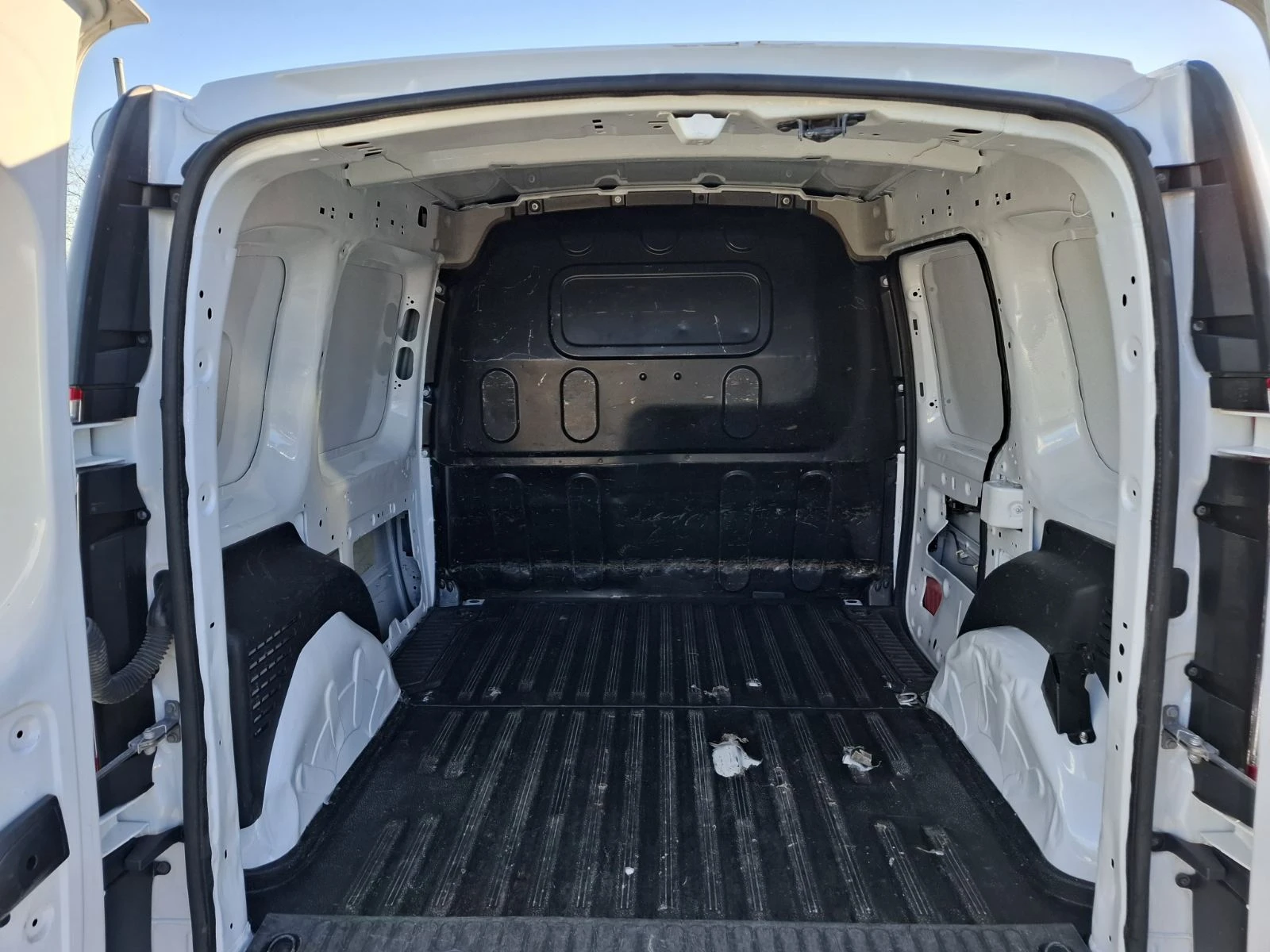 Renault Kangoo 1, 5 DCi Италия - изображение 9