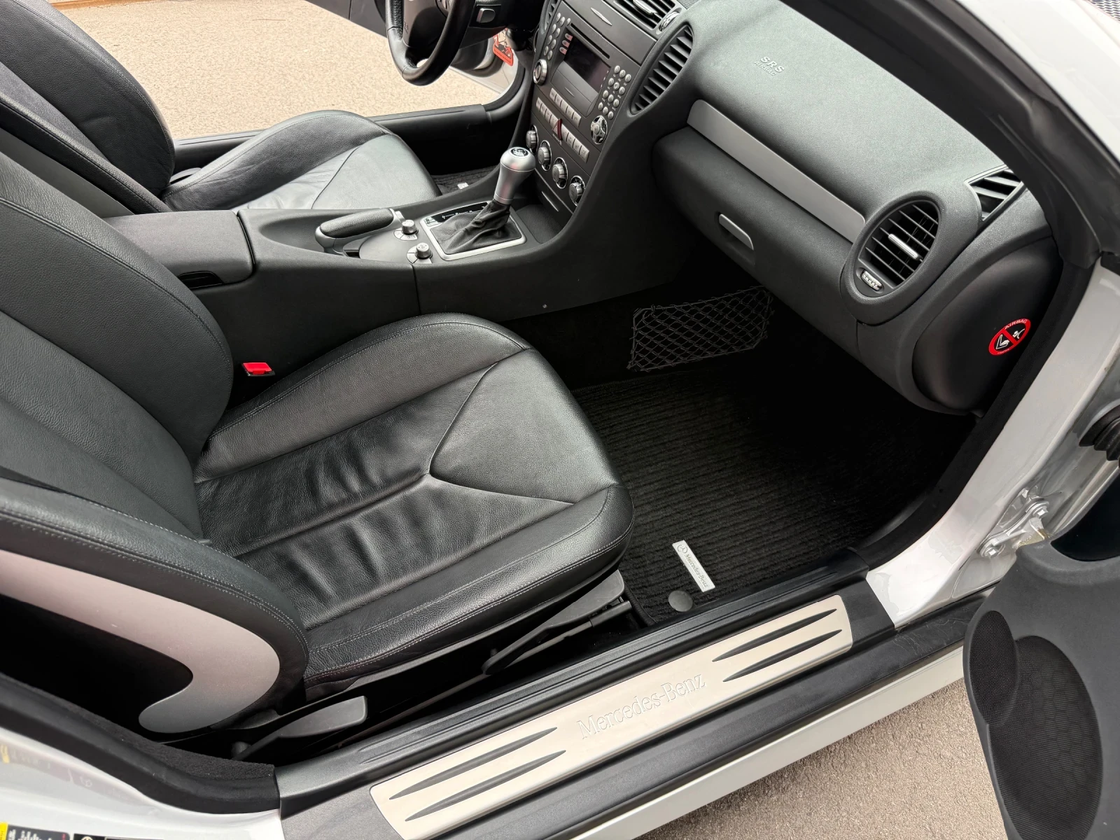 Mercedes-Benz SLK 350 AMG - изображение 9