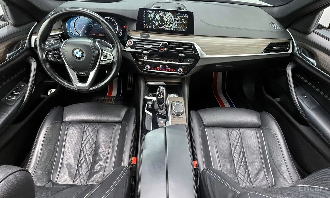 BMW 530 i* XDRIVE* MPACK* DISTRONIC* HEAD-UP* 360 CAM, снимка 9 - Автомобили и джипове - 54230379