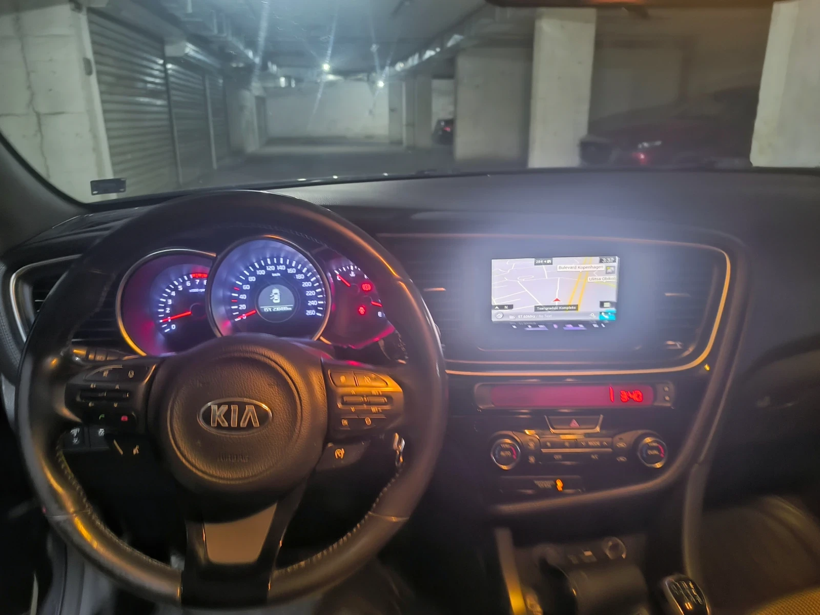 Kia Optima 2.0 CVVT , снимка 7 - Автомобили и джипове - 54312408