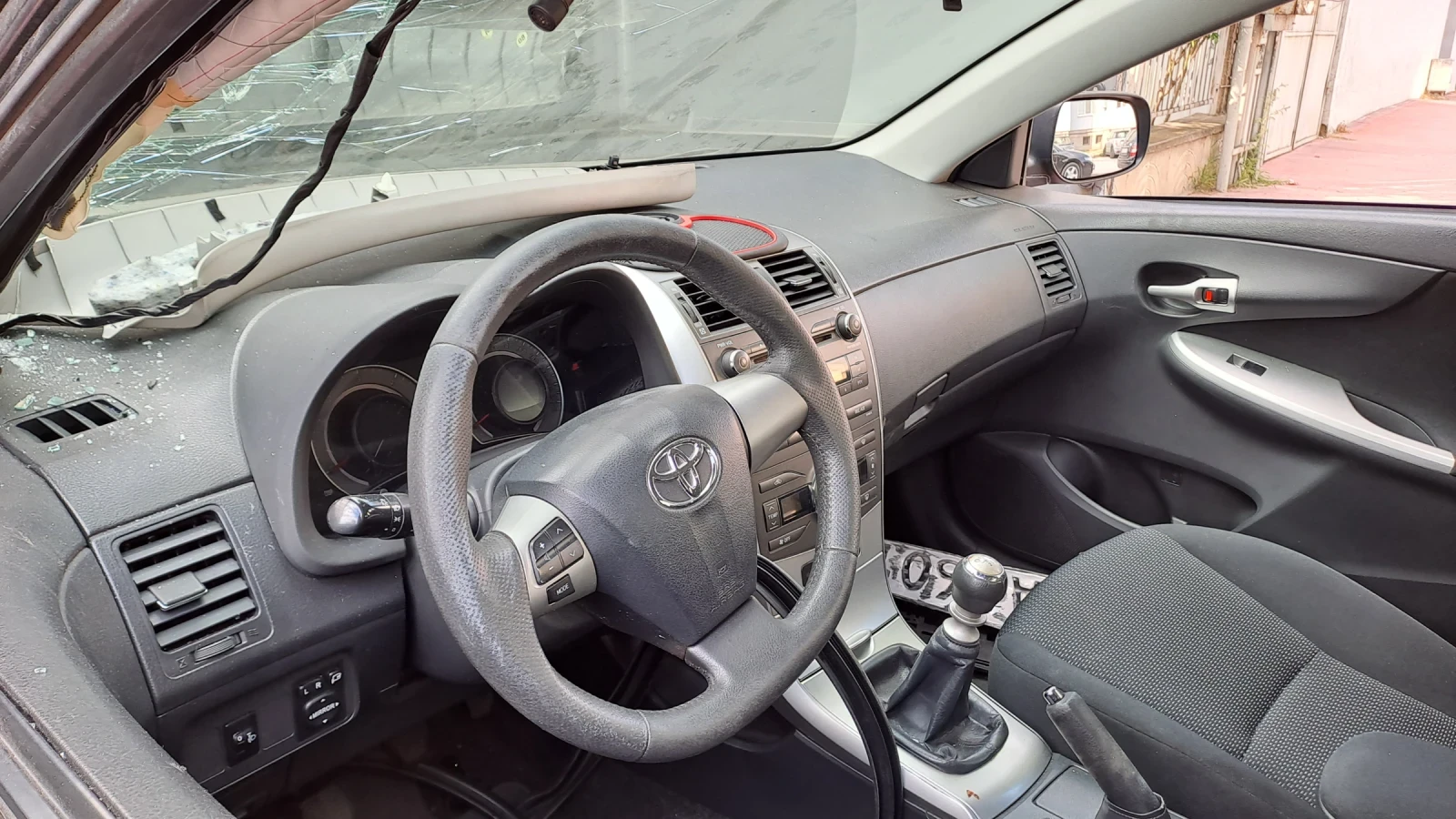 Toyota Corolla | Mobile.bg � ����������� 11