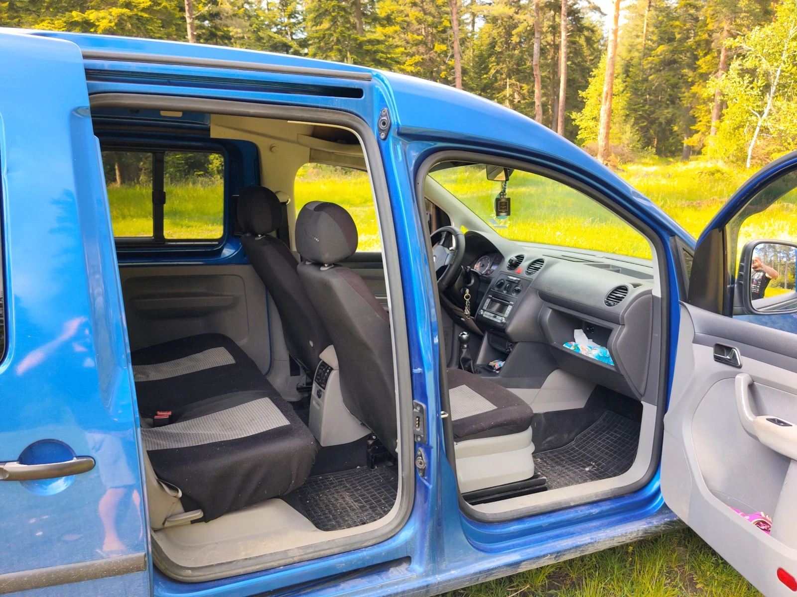 VW Caddy, снимка 4 - Автомобили и джипове - 54704811