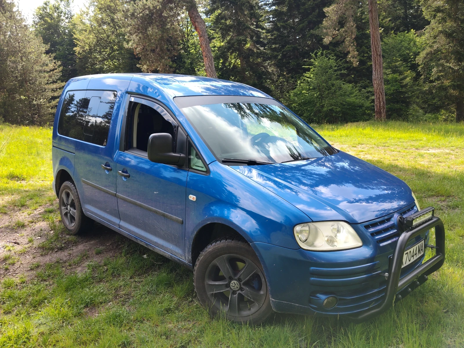 VW Caddy, снимка 2 - Автомобили и джипове - 54704811