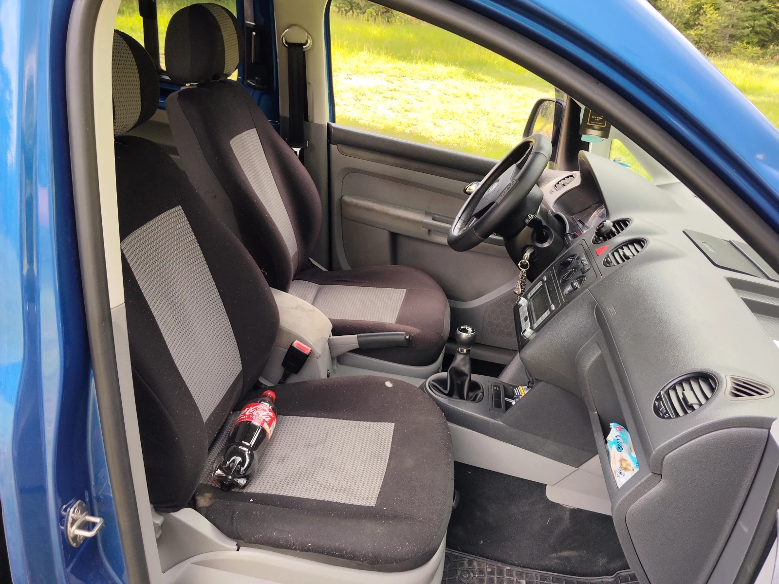 VW Caddy, снимка 5 - Автомобили и джипове - 54704811