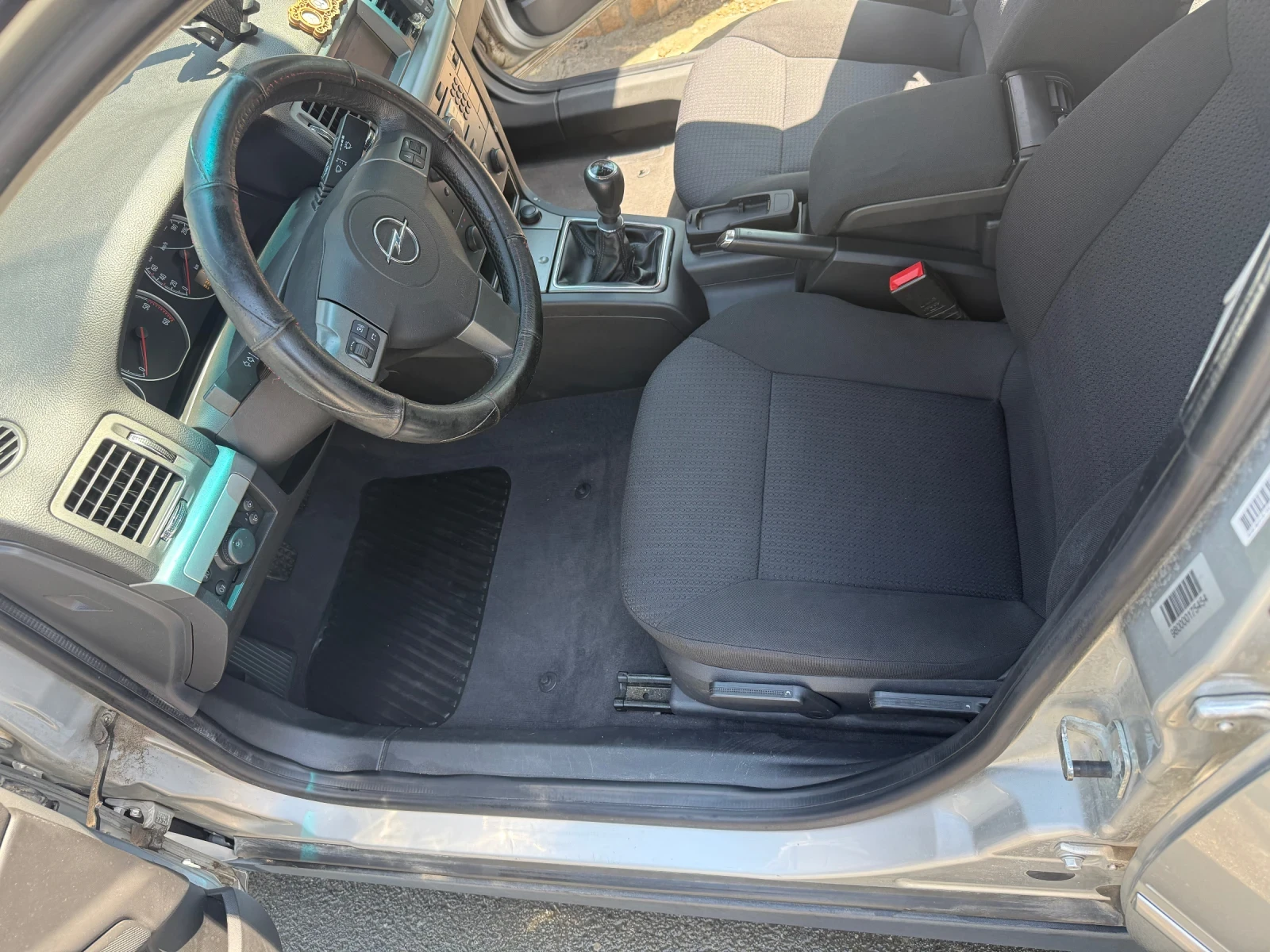 Opel Vectra автомобил, снимка 4 - Автомобили и джипове - 54832427