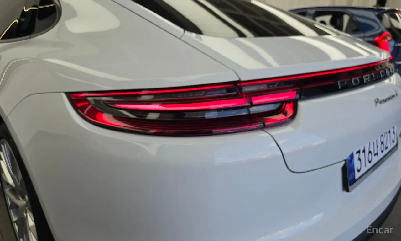 Porsche Panamera 971 3.0 AWD| V6| AWD| LED| NAVI| KAMERA| PDK, снимка 14 - Автомобили и джипове - 55121277