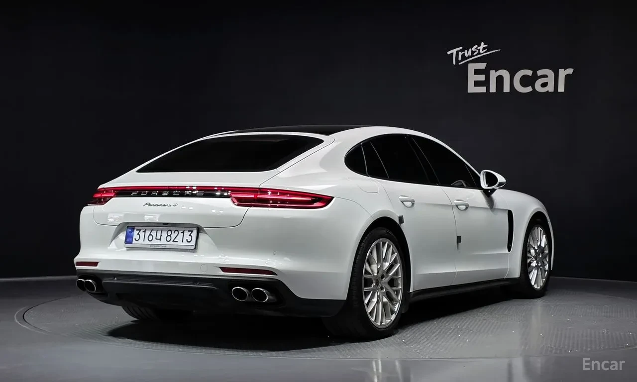 Porsche Panamera 971 3.0 AWD| V6| AWD| LED| NAVI| KAMERA| PDK, снимка 2 - Автомобили и джипове - 55121277