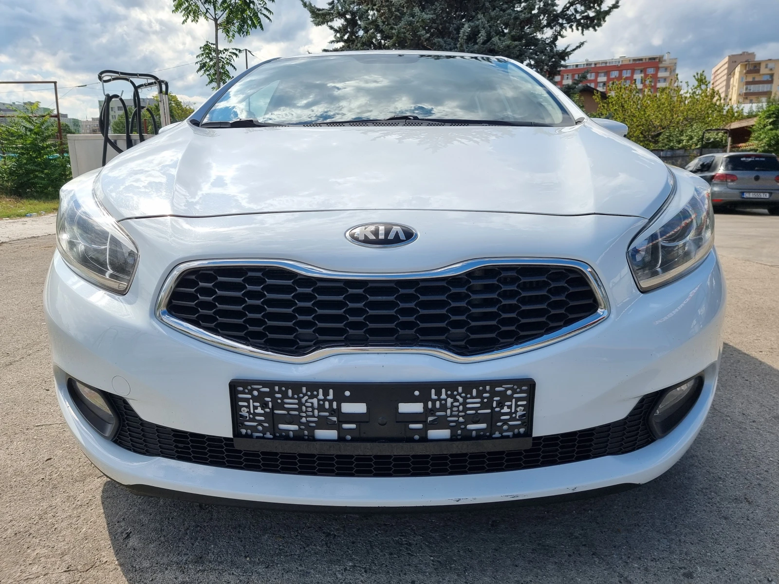 Kia Ceed 1.6Д.110КС.6СК., снимка 3 - Автомобили и джипове - 55156759